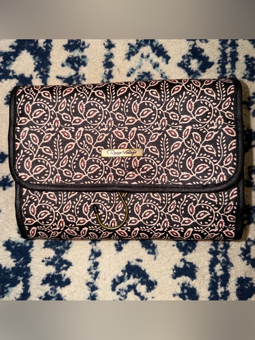 Vintage Pink Paisley Travel Organizer